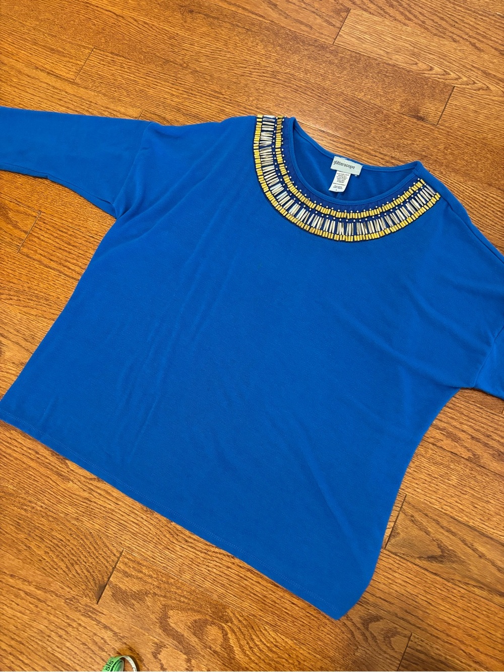 Sweater, Glitterscape, soft, can wear four seasons. Beautiful colbot blue.